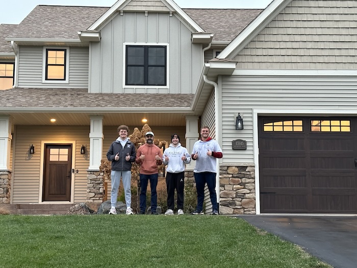 Movers and customer